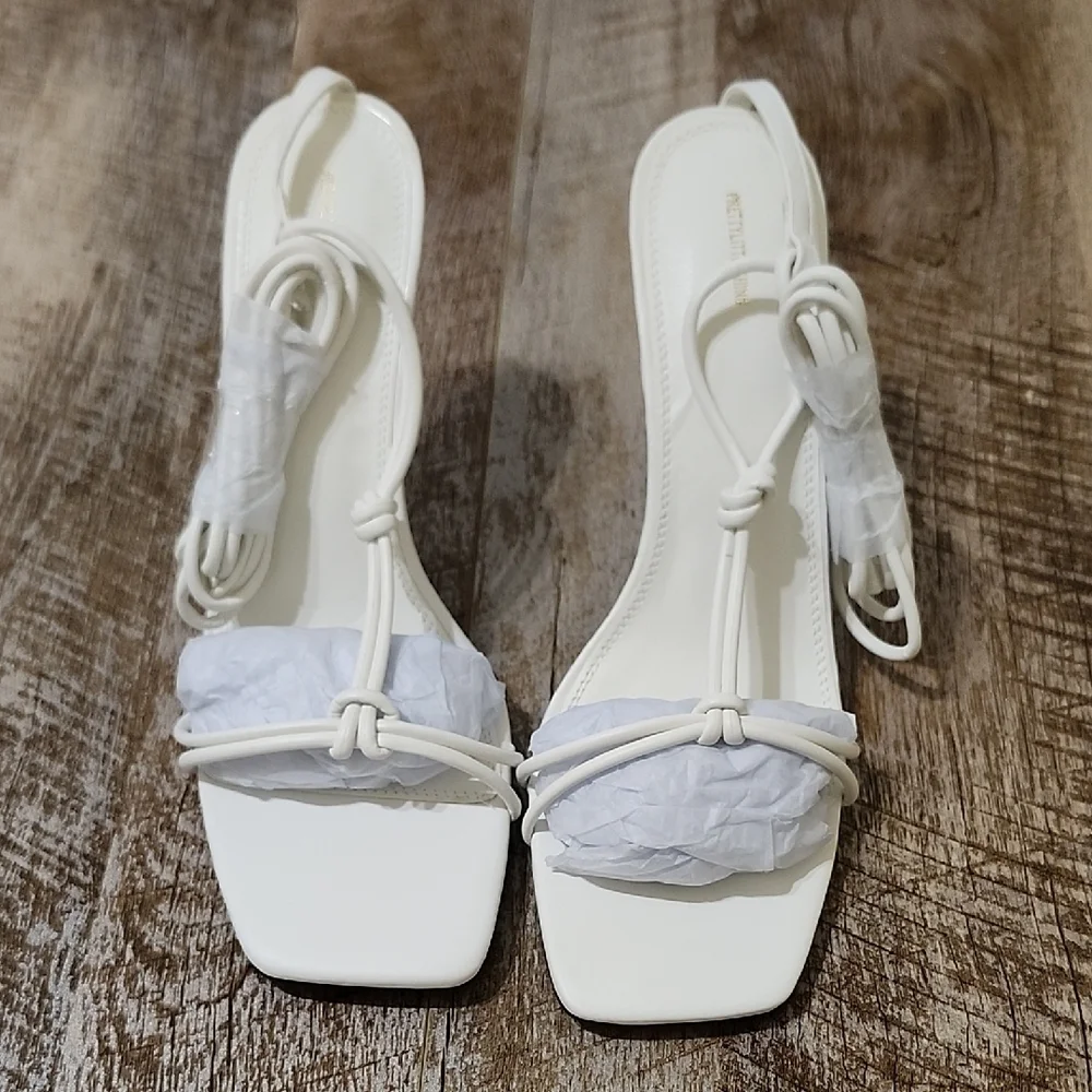 PrettyLittleThing Black and White Heels with Chunky Platform and Thin Straps - Picture 1 of 8